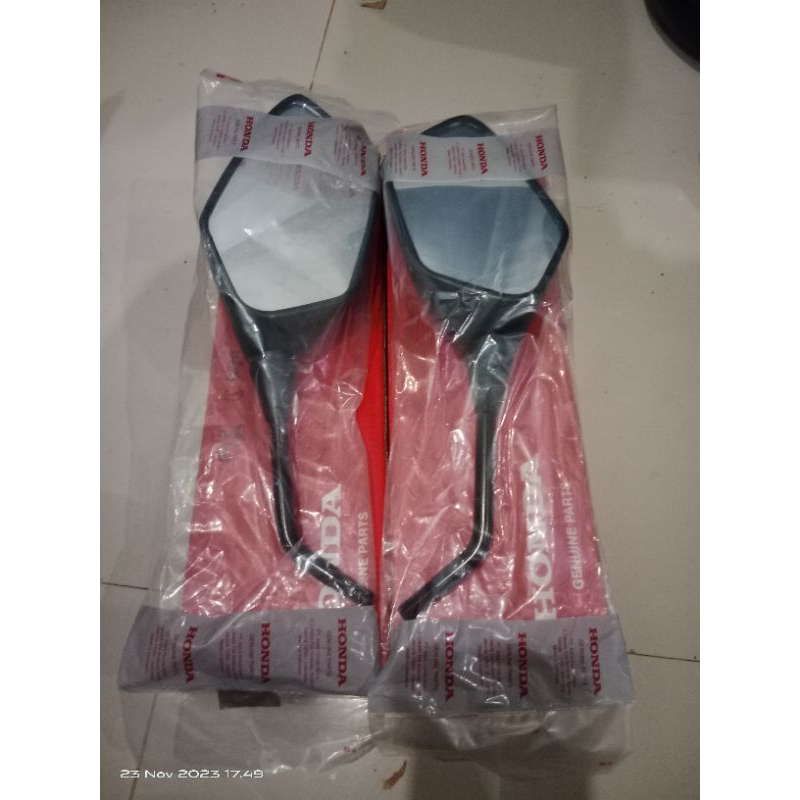 Miror/ sepion / spion kanan kiri L+R Vario 125 new asli/ori - Image 2
