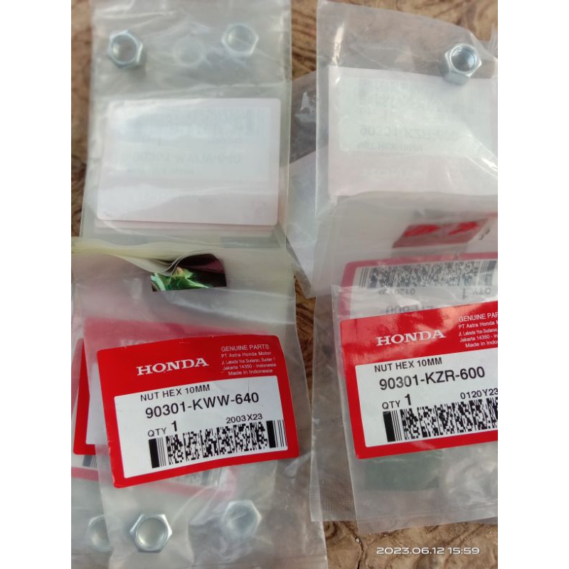 Tutup+ sambungan sepion kanan + kiri PCX 150/PCX 160 asli/ori - Image 2